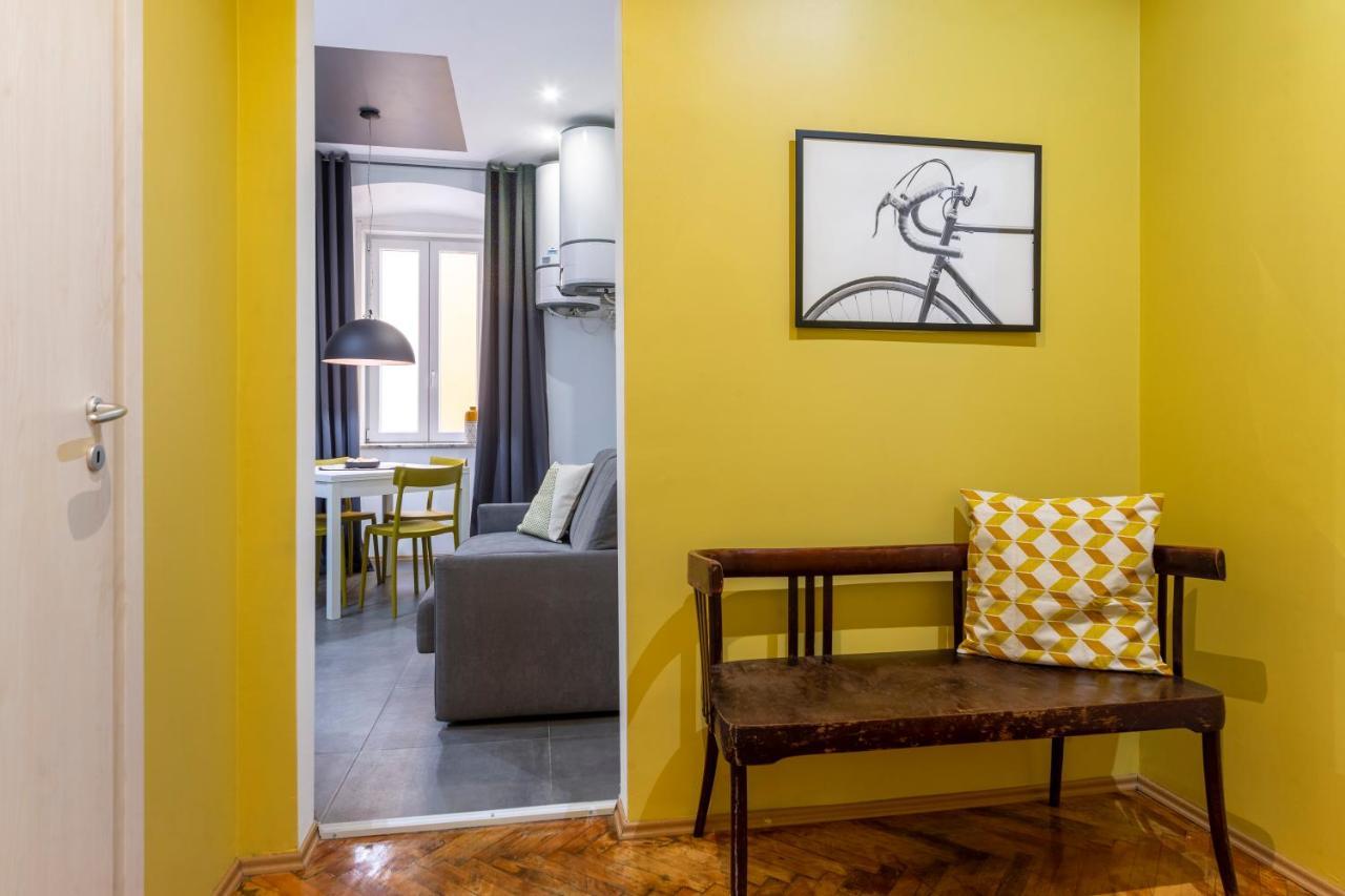 Tram Apartment For 4 Guests Trieste Esterno foto